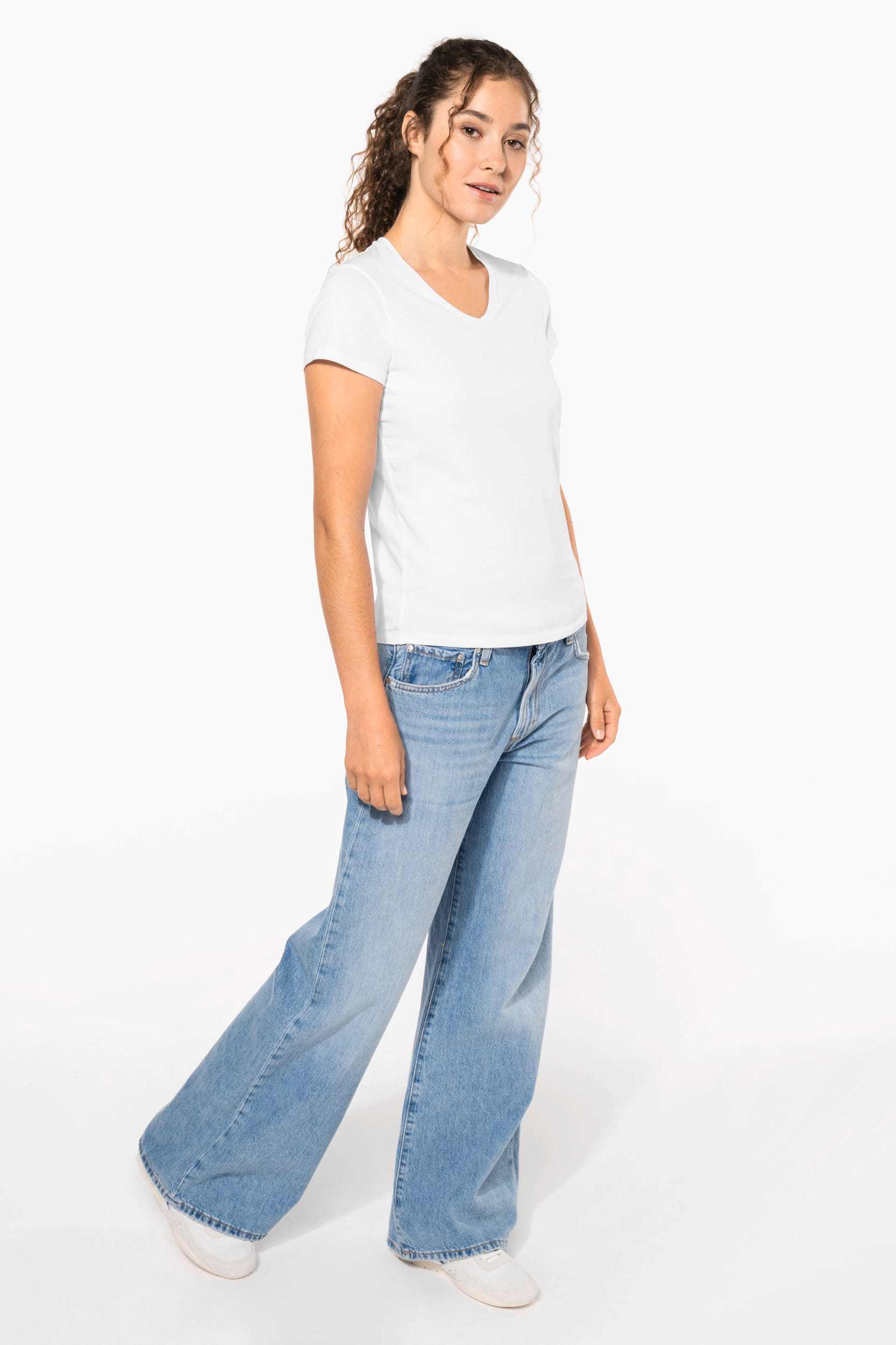 T-shirt col V manches courtes femme – Image 14