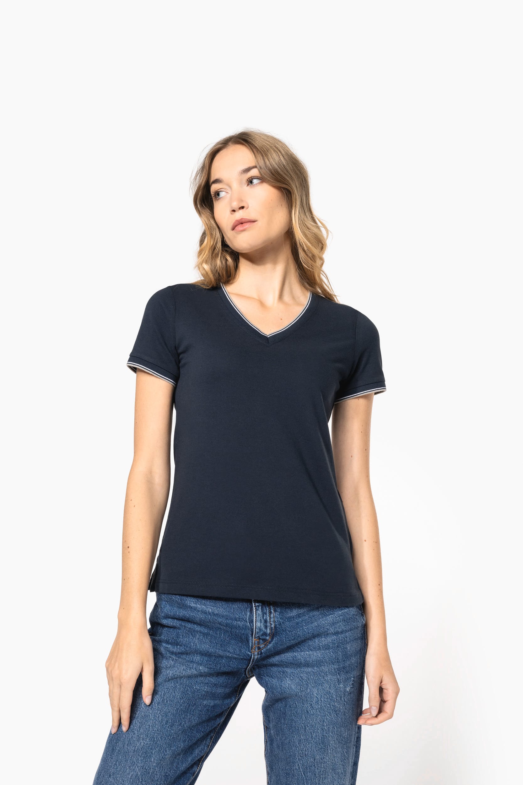 T-shirt maille piquée col V femme – Image 9